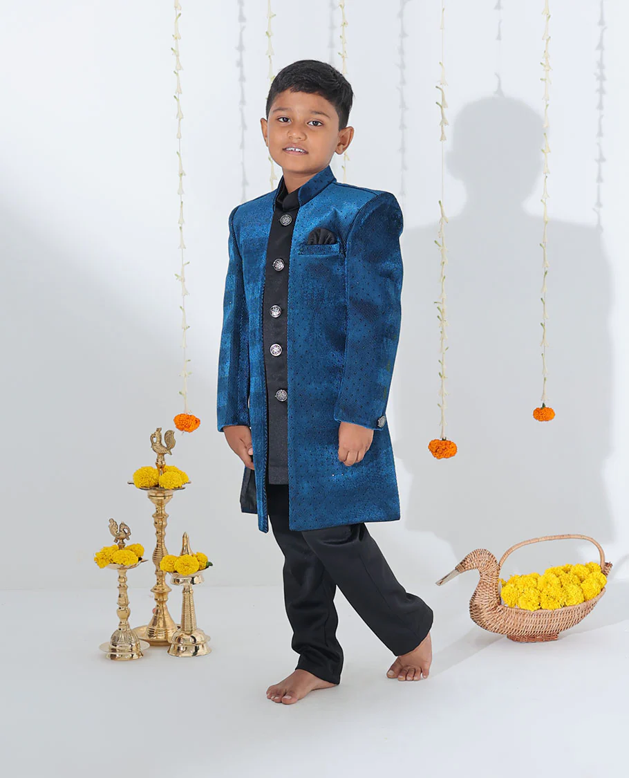 Blue sherwani set with solid kurta, contrast chevron textured stonework coat & matching pants - Image 3