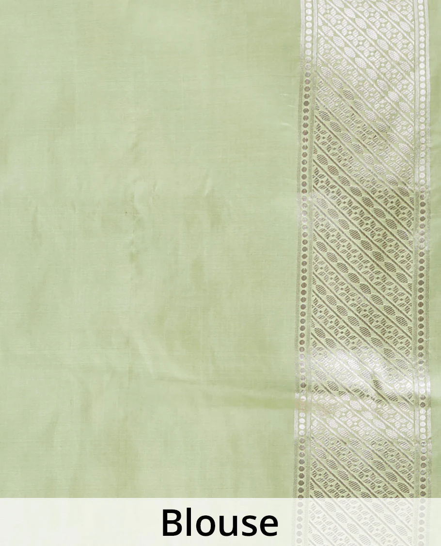 Green floral jaal jacquard banaras silk saree, zari border & pallu of intricate designs - Image 4