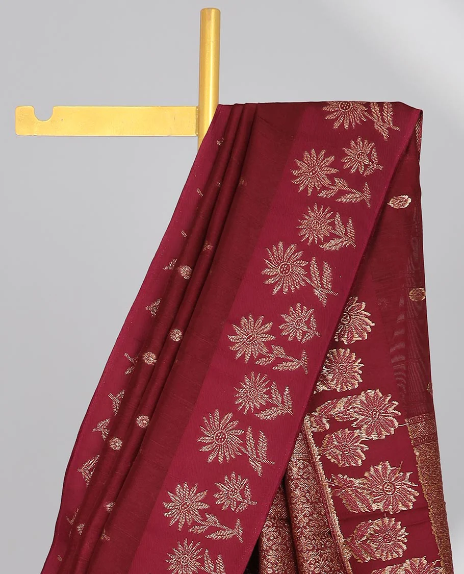 Maroon floral buttas dola silk saree with self floral design border & intricate zari design pallu - Image 3