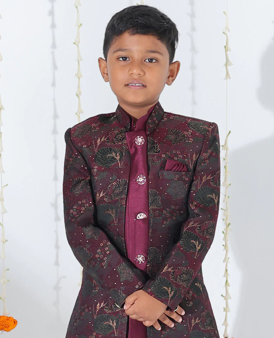 Maroon sherwani set with solid kurta, floral printed & glitter work coat with matching pants - Image 3