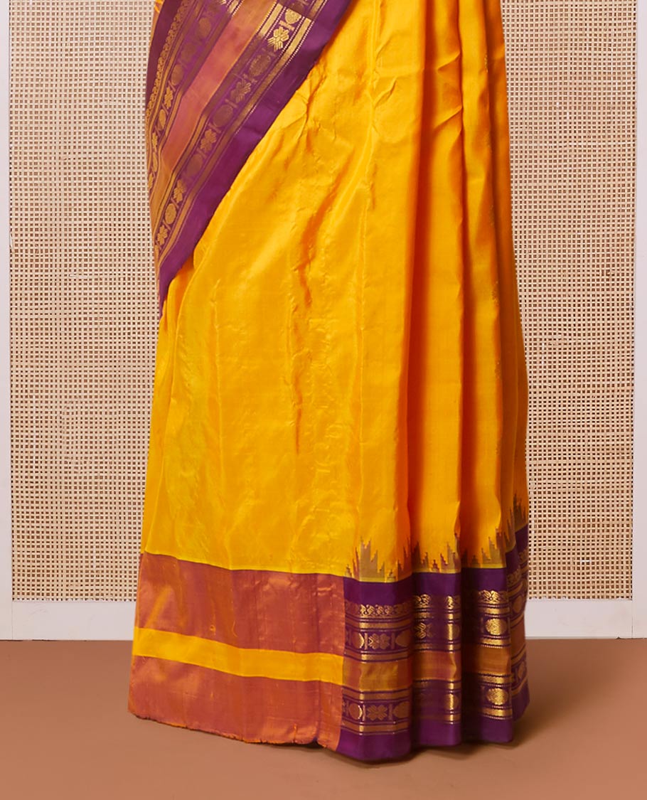 Yellow zari buttas gadwal silksaree,contrast rettai pettu traditional zari border & pallu of geometric,chevron & paisleys - Image 4