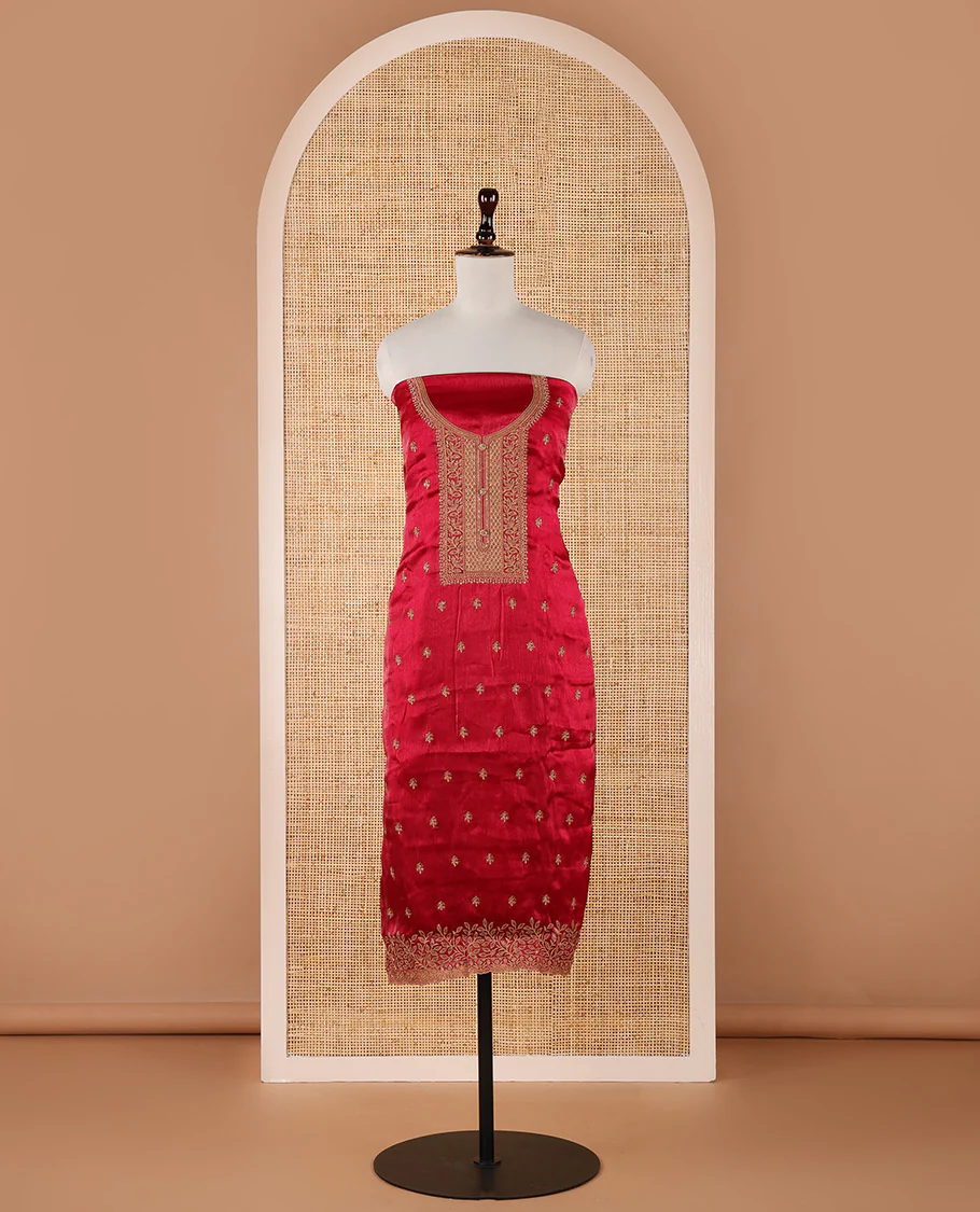 Rani pink chudidar material set, floral design thread embroidered burberry top, floral-themed embroidered burberry dupatta & plain santoon bottom - Image 4